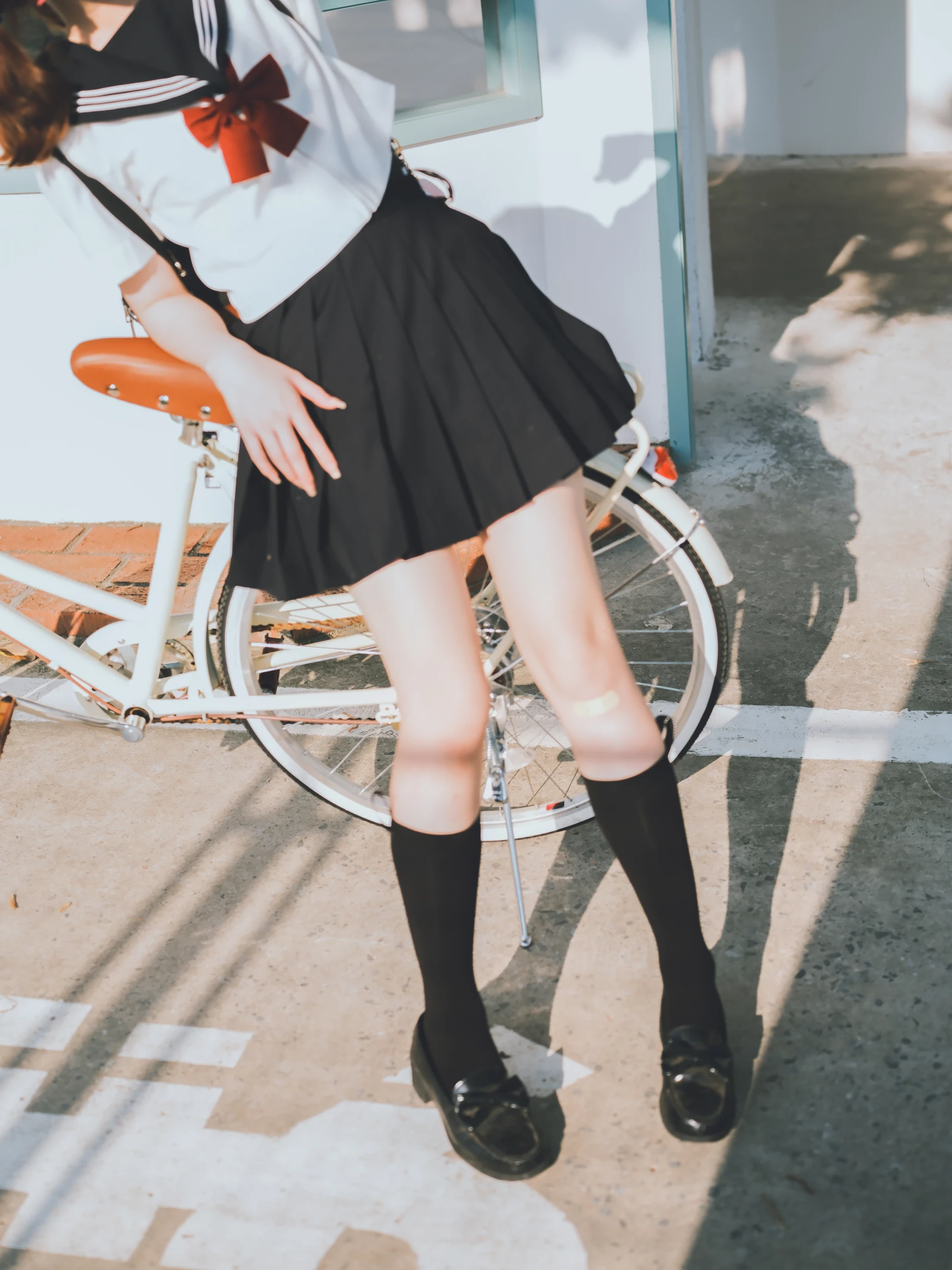[YITUYU]艺图语-2022.06.15-那年喜欢的女孩-•-其二-河豚抚子-[25P-0.97GB]