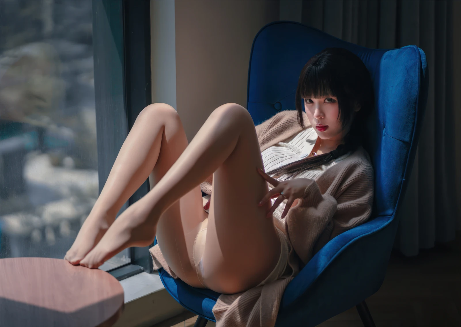 轩萧学姐---肉丝家妻-[70P-555MB]
