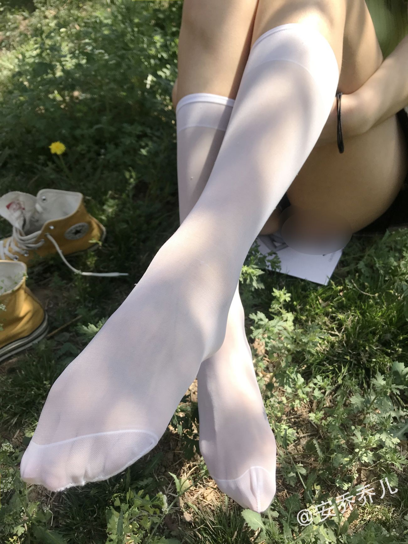 微博美少妇安乔乔儿丝袜高跟美脚写真合集下载-31.jpg