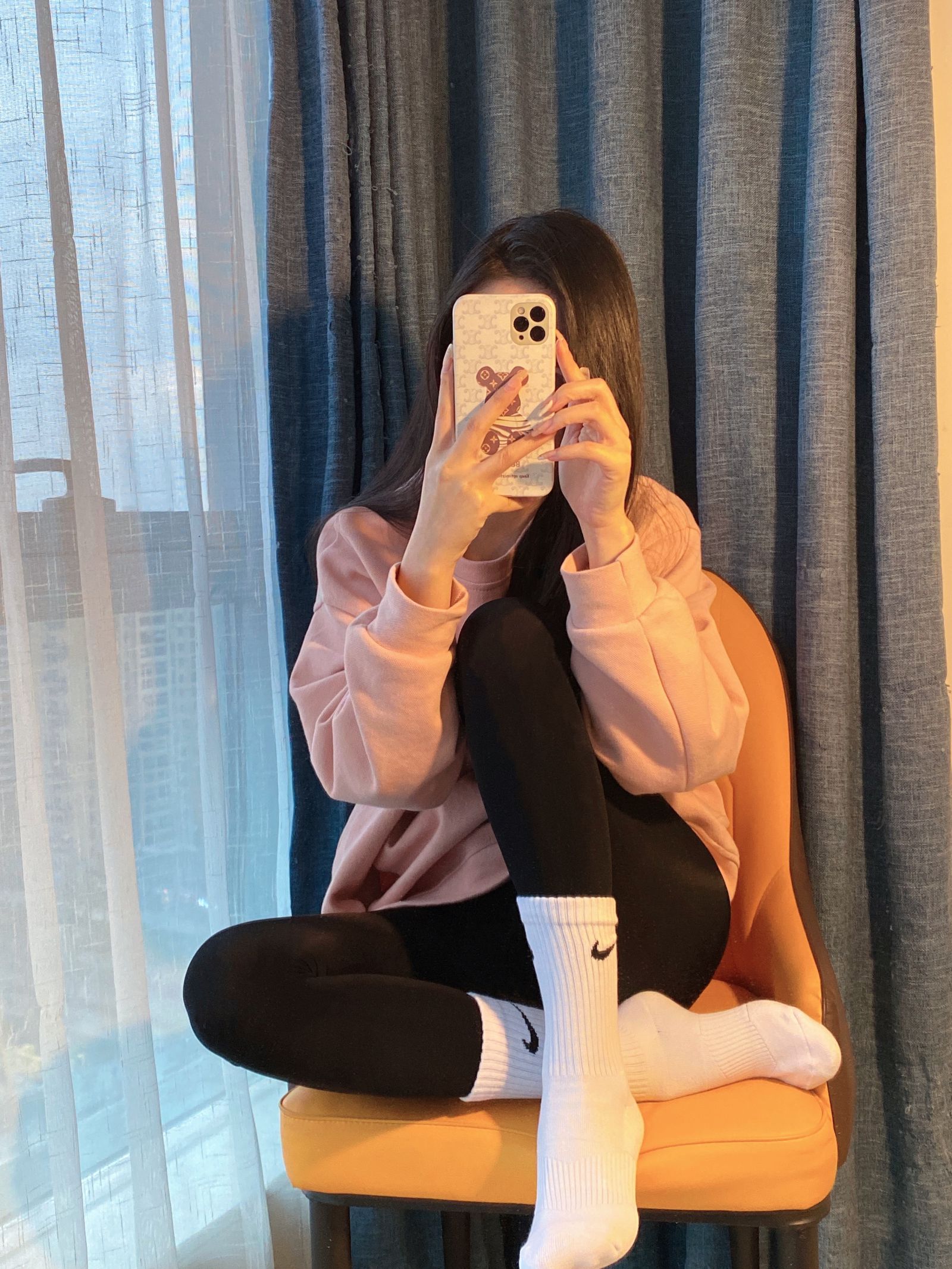 软妹小九九July芝岚丝袜美脚自拍写真下载-15.jpg